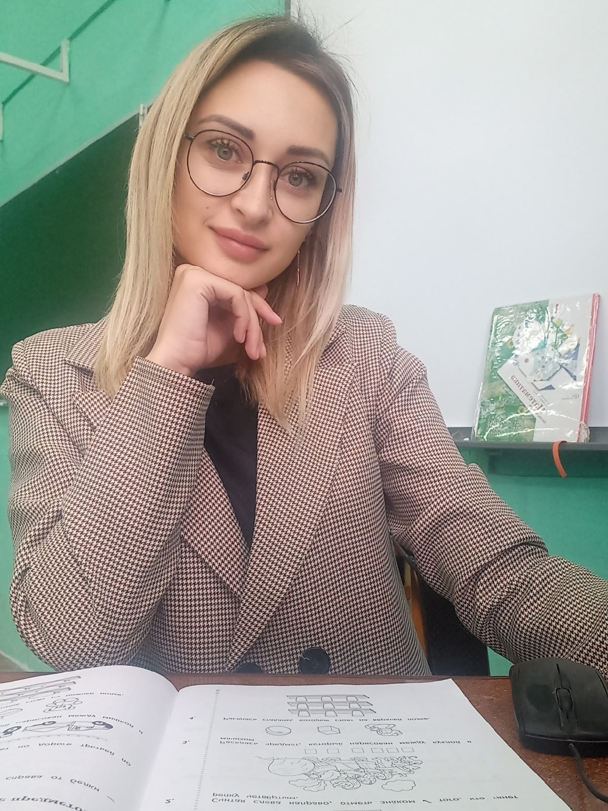 Хохлова Ольга Николаевна.